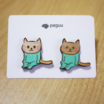 たたずみ子ネコの木製ピアス（ミント中）