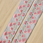 インド刺繍リボンᢂ パステルフラワー水色インド刺繍/インドリボン/刺繍リボン/刺繍/リボン/シルクリボン/シルク/トリム/ブレード/ジャガード/ジャガードリボン/チュールレース