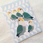 『3再販』耐水耐光ステッカー　もっふりコザクラインコ　1色大小（ブルーチェリー）