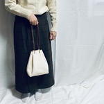 ■ mountain écru bag レザー巾着バック■