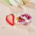 イチゴ　リボンヘアクリップ 