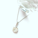 専用ページ♡【スワロフスキー  】ペンダントトップ１点、ネックレス１点