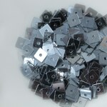 スパンコール 4mm 約760枚(約4g) 正方形 シャイニー 半透明 グレー (SSQ04SGYSHHS)