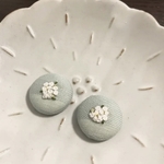 【専用オーダー品】くるみボタンのbonbonイヤリング／ジャスミン