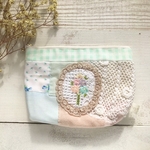 \一点もの♪/ヴィンテージレースとお花の刺繍のポーチ（メロン）