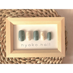 再販3］くすみグリーンとホワイトのワイヤーネイル*ネイルチップ