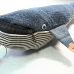 クジラポーチ　×　エコバッグ　ペンケースにも　デニムリメイク（520）