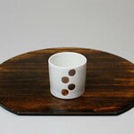 【蔵出し】白　カップ（●４つ）1点もの　Base
