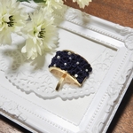 つまみ細工🌼お花畑のポニーフック　NV