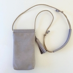 送料込み　レザースマホショルダーケース　内張りリバティ