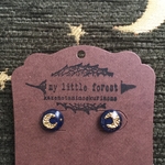 月の小粒ピアス