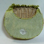 ピレニーズ　ドッグスタイ　お絵描き刺繍　バンザーイ　抹茶①　両面パイル　よだれかけ