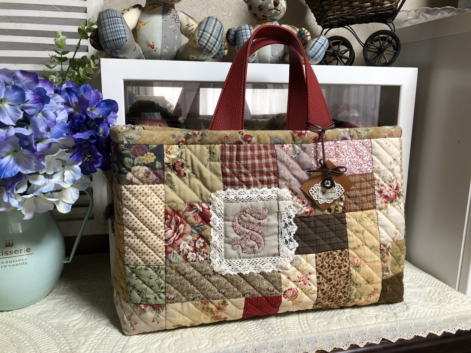 大きなお花のトートバッグ ハンドメイド パッチワーク 手作り お花のパッチワークキルト 大きなトートバック - COUNTRY