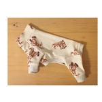 ピンクのうさぎのロンパース　犬服　SS 🧸在庫分のセールです♪