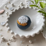 【ホワイト】あじさいの刺繍くるみボタンヘアゴム