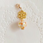 マスクチャーム　和風　黄色い桜ビーズ　 マスクイヤリング