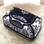 *再販×14*ウェットティッシュケース *ワイプケース*ウエットティッシュ(ダマスク柄・ホワイト×ブラック)