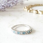 【再販】スワロフスキー　ハーフエタニティリング💍　指輪