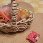 今夜はカレー♪  (かご・ベージュ）