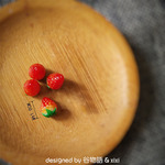 いちごの　ピアス/イヤリング