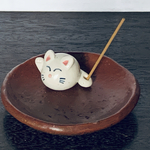 白猫のお香立て