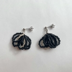 silver×mat black ボリュームビーズタッセルピアス / イヤリング