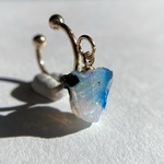 オパール鉱物原石 イヤーカフ 【一点もの】ハンドメイド天然石アクセサリー