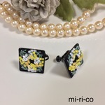 ミモザの花刺繍 イヤリング