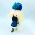 “ミディーブライスサイズ” 濃紺のコクーンワンピースとふわふわ大きめポンポンのセット