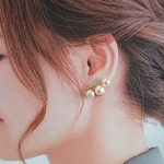 値下げ✨【再々入荷しました!!】3連パール イヤリング 〇3連パール〇まつげイヤリング〇まつ毛〇人気〇ランキング