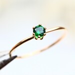 ≪14kgf≫ 3ｍｍ石（0.1ct）　グリーンガーネット　ストレートタイプ／アレルギー対応　存在感　天然石　指輪　つけっぱなしOK