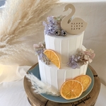 くすみカラーの紫陽花とスワンの♡ナチュラルクレイケーキ
