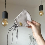 くすみカラーのミモザの手刺繍マスク
