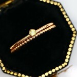 【２本セット】ベゼル　 2ｍｍ石　ペリドット＆つぶつぶプレーン＊1.0ｍｍ～14kgf～／　アレルギー対応　存在感　天然石　指輪　ひっかかりなし　つけっぱなしOK