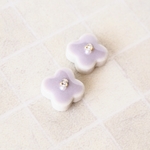  SALE＊藤色＊美濃焼 ✽ 小さなお花のピアス／イヤリング【金属アレルギー対応】ライトパープル
