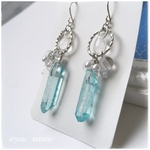 宇宙・雪溶け鉱石/ピアス/ノンホールピアス