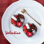 Valentine♡いちごとくまチョコのコンパクトハートミラー