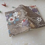 ＊本のお着物＊文庫・草花模様