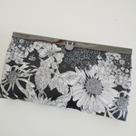 【再販】リバティ ラミネート  Swim Dunclare 長財布