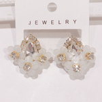 すりガラスflower＊ボリュームビジューパールピアス