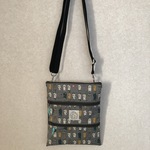 【ｙ様オーダー品】ume＊mew 3段ファスナーポシェット（日向ぼっこにゃんこ）