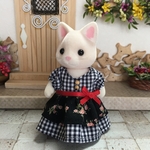 シルバニア服シルバニアファミリー＊シルバニア服＊お母さん＊チェックｘ花柄＊ワンピース＊