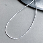 ハウライトAA++　チューブ4×2×2mm 天然石パーツ
