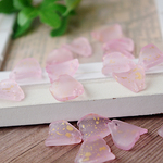 New！20個★ガラスの花びらビーズ　桜　花　すりガラス