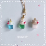 《受注生産》クリームソーダのストラップ