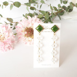 七宝焼 ４連スワロ ◇ ピアス/イヤリング　～peridot green～