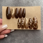 ネイルチップ キリン柄