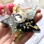 月うさぎ♡星✨  星型オルゴナイト壁掛け