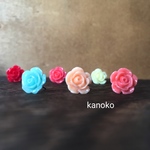 チタン 薔薇の一粒ピアス