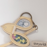 ミナペルホネンskyful × 本革　ploverのチャーム